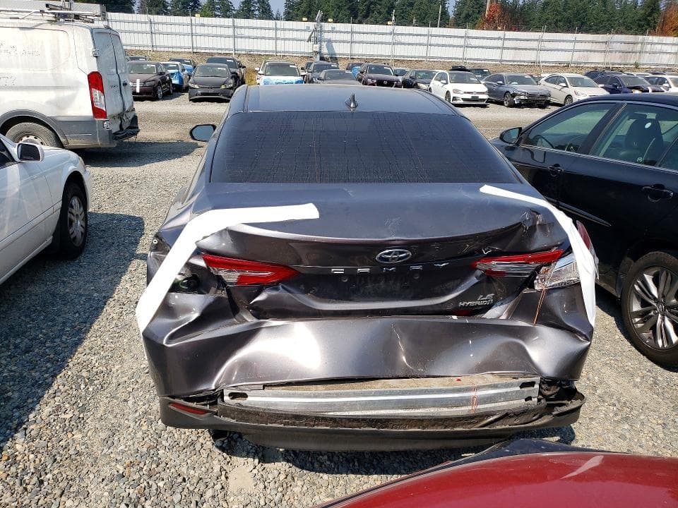 2019 TOYOTA CAMRY LE 6
