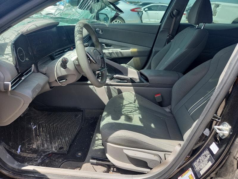 2024 HYUNDAI ELANTRA SEL 7
