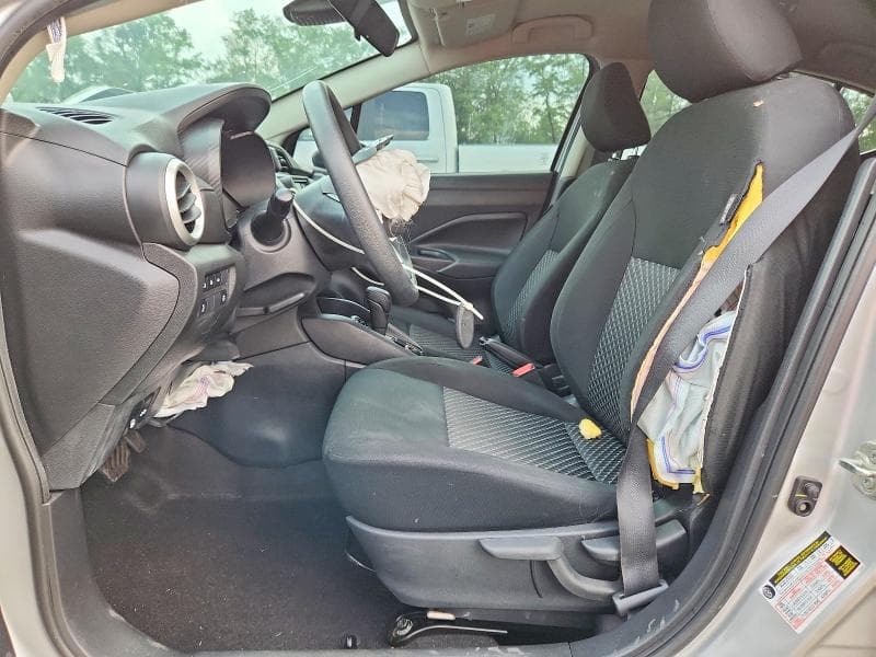 2021 NISSAN VERSA S 7