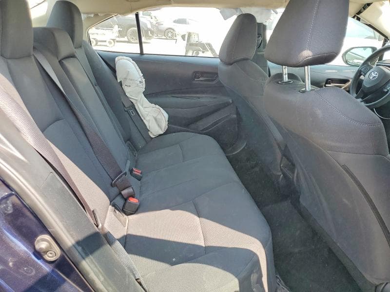 2022 TOYOTA COROLLA LE 10