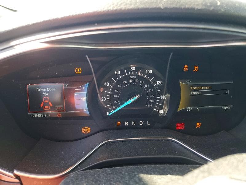 2017 FORD FUSION SE 9