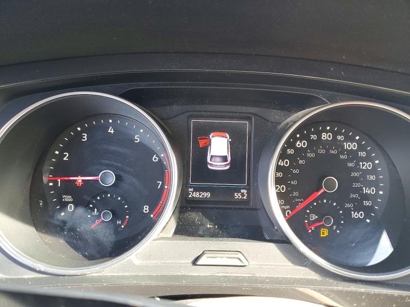 2019 VOLKSWAGEN TIGUAN S 9