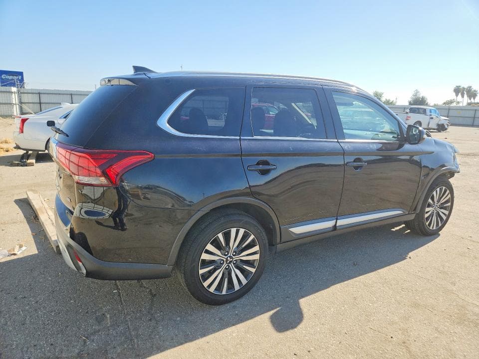 2020 MITSUBISHI OUTLANDER SE 3