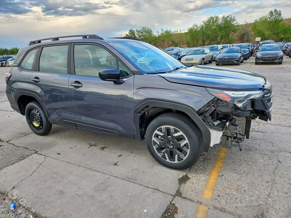 2025 SUBARU FORESTER 4