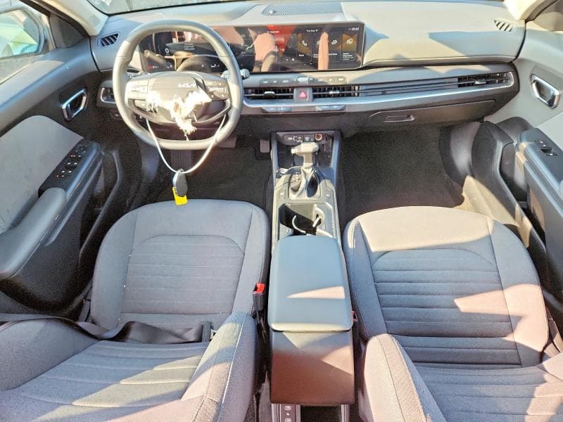 2025 KIA K4 EX 8