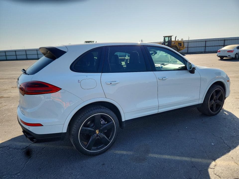 2018 PORSCHE CAYENNE 3