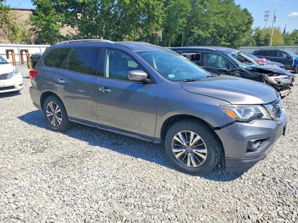 2017 NISSAN PATHFINDER SL 4