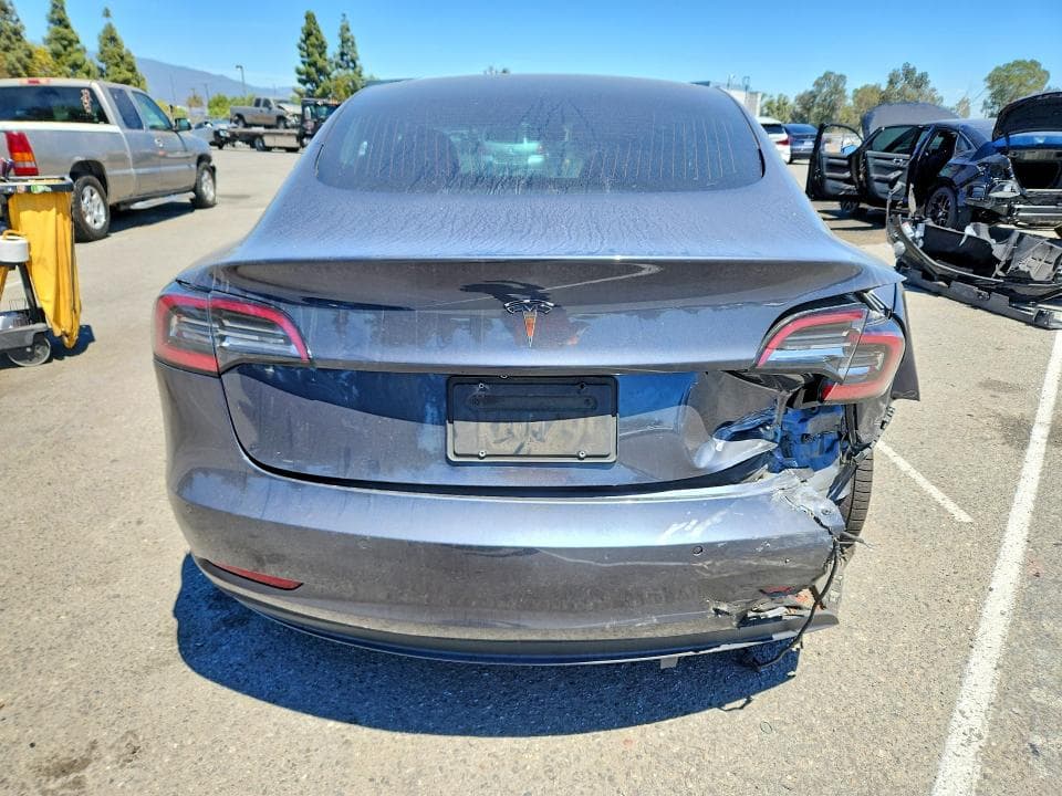 2019 TESLA MODEL 3 6