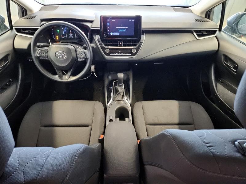 2026 TOYOTA COROLLA LE 8