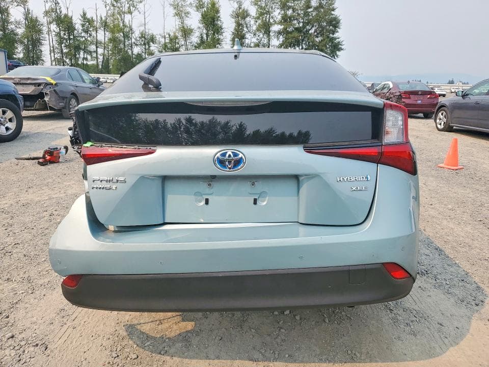2021 TOYOTA PRIUS XLE AWD-E 6