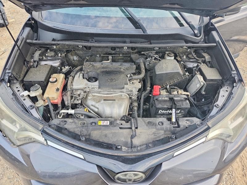 2018 TOYOTA RAV4 LE 12