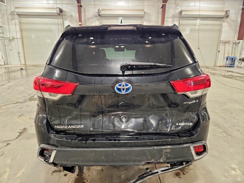 2017 TOYOTA HIGHLANDER HYBRID LIMITED PLATINUM 6
