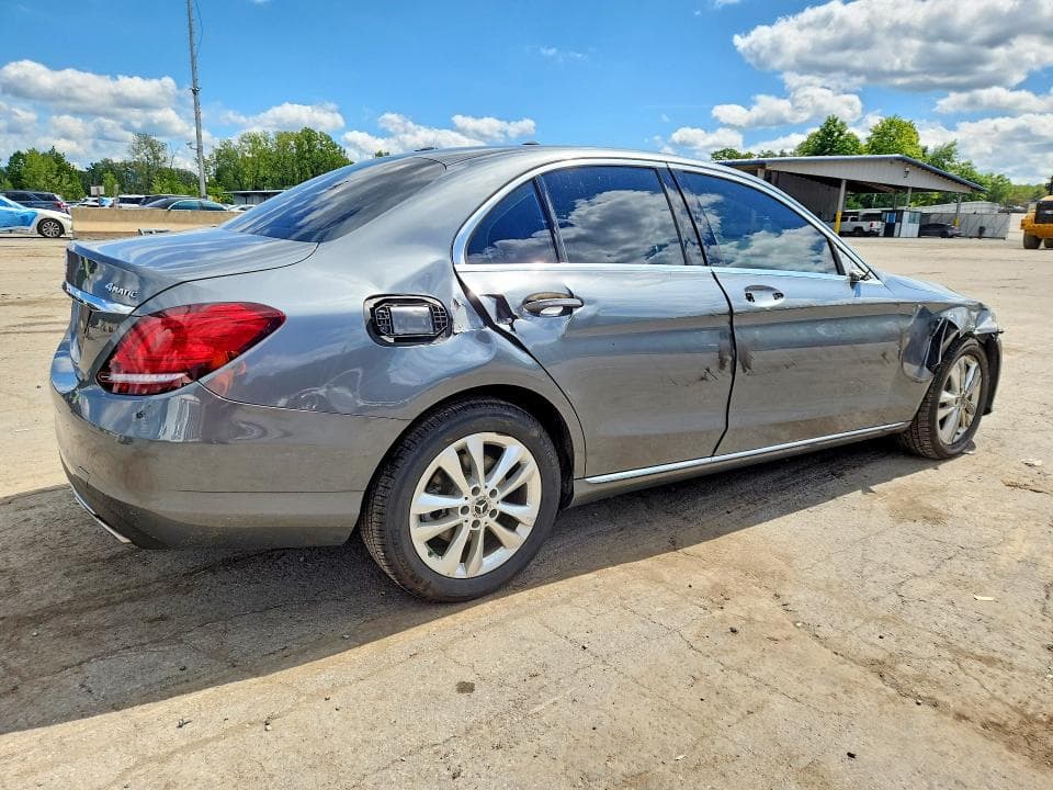 2019 MERCEDES-BENZ C 300 4MATIC 3