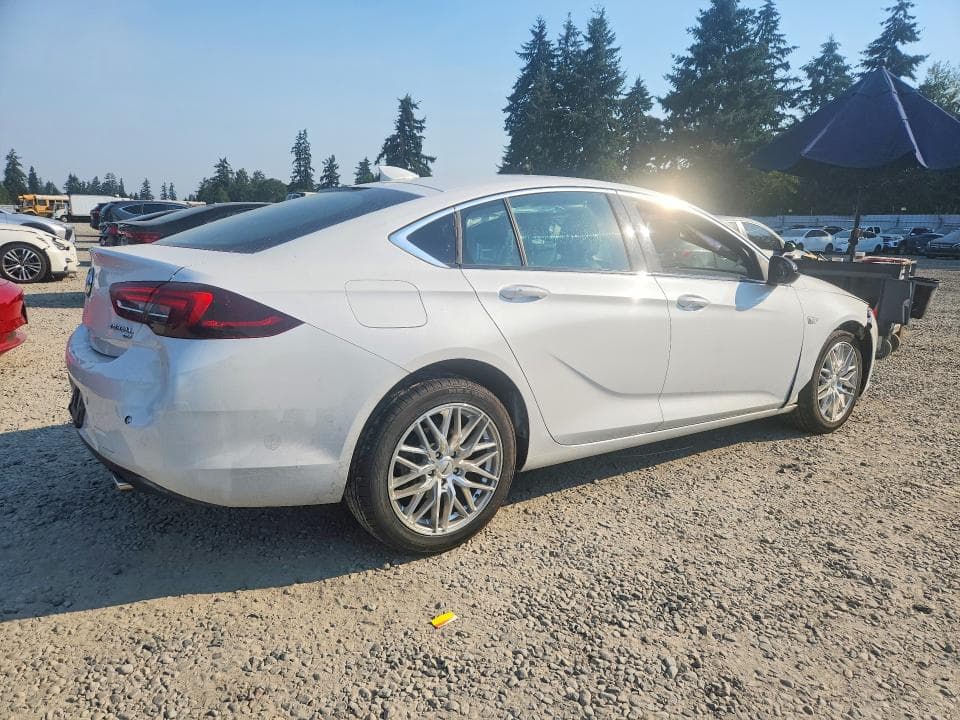 2018 BUICK REGAL ESSENCE 3