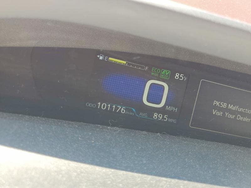 2020 TOYOTA PRIUS PRIME LIMITED 9
