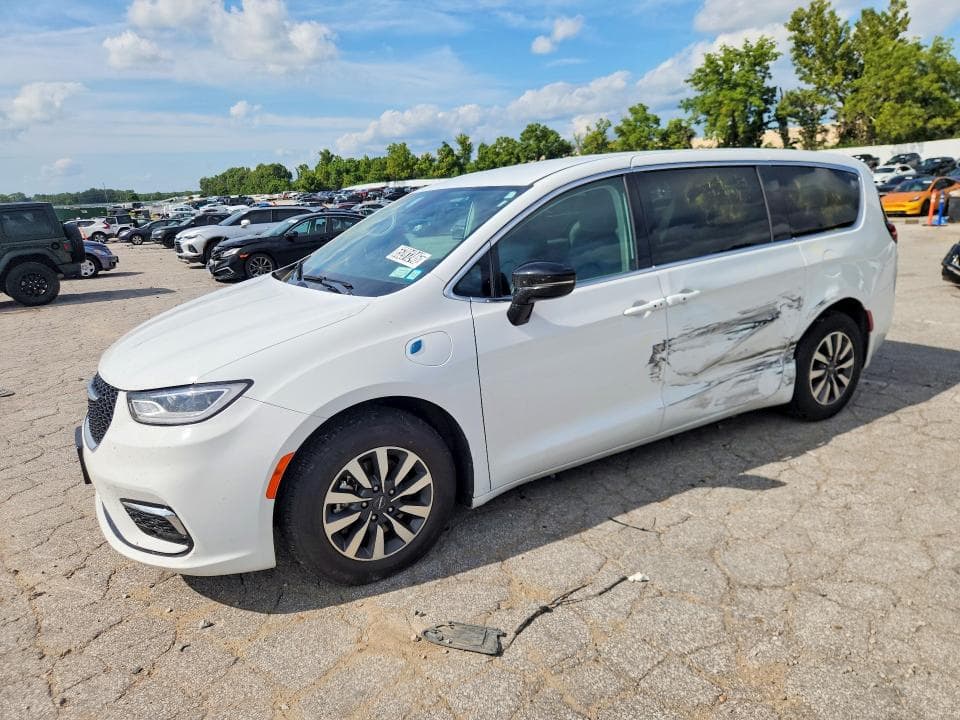 2024 CHRYSLER PACIFICA HYBRID SELECT - 1