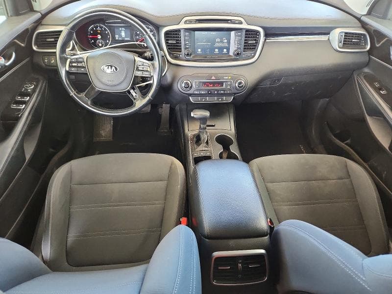 2019 KIA SORENTO LX 8