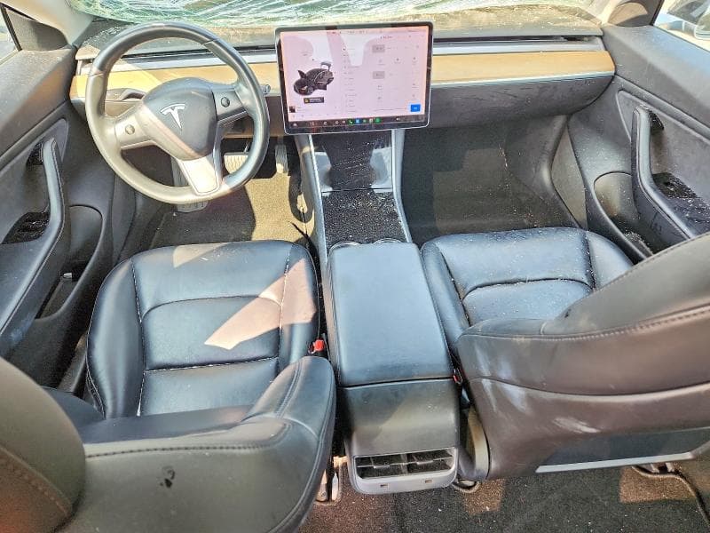 2018 TESLA MODEL 3 8