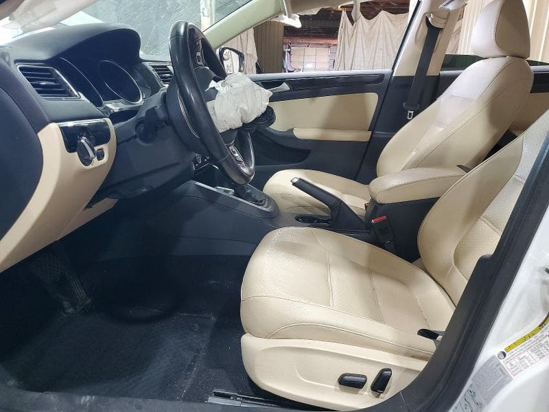 2017 VOLKSWAGEN JETTA SEL 7