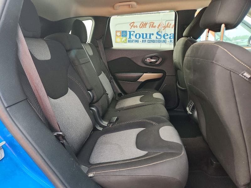 2018 JEEP CHEROKEE LATITUDE 11