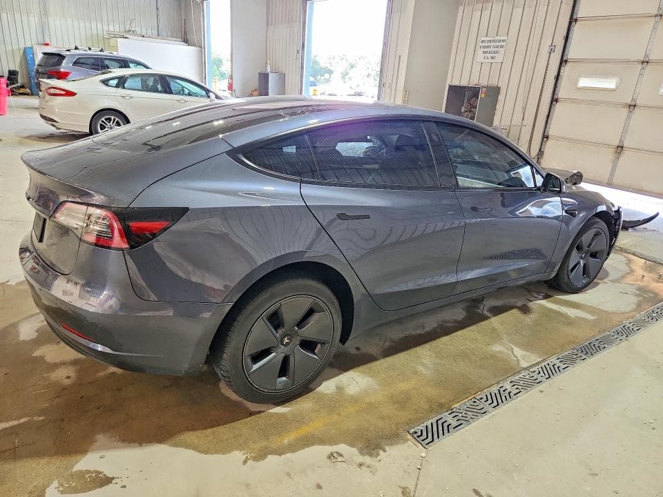 2023 TESLA MODEL 3 3