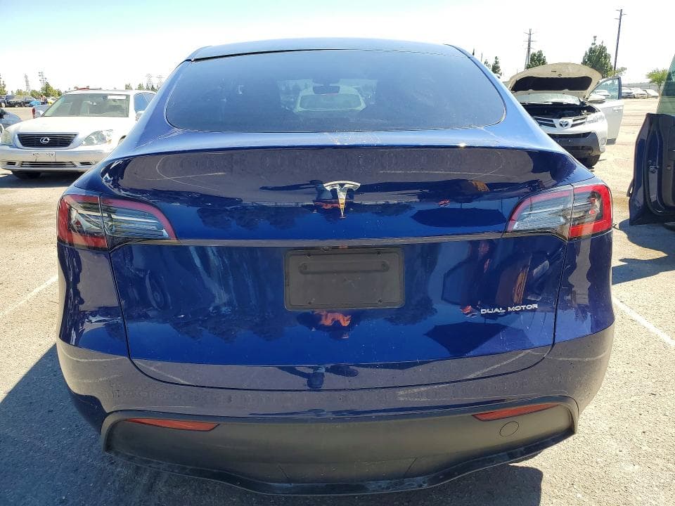 2023 TESLA MODEL Y 6