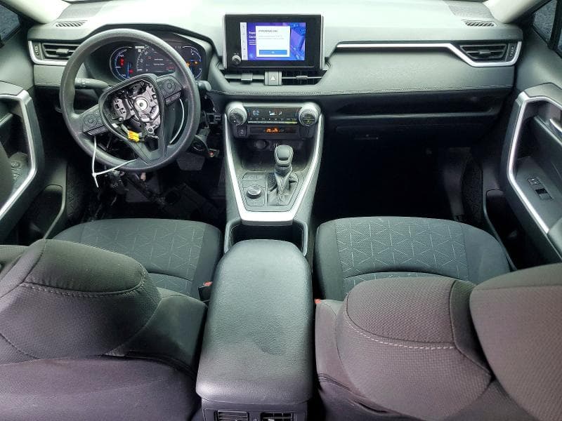 2024 TOYOTA RAV4 HYBRID XLE 8