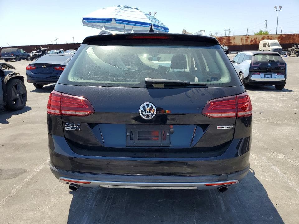 2019 VOLKSWAGEN GOLF ALLTRACK S 6