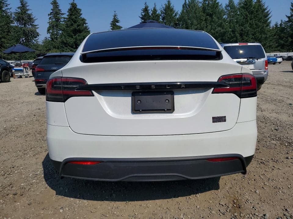 2024 TESLA MODEL X 6