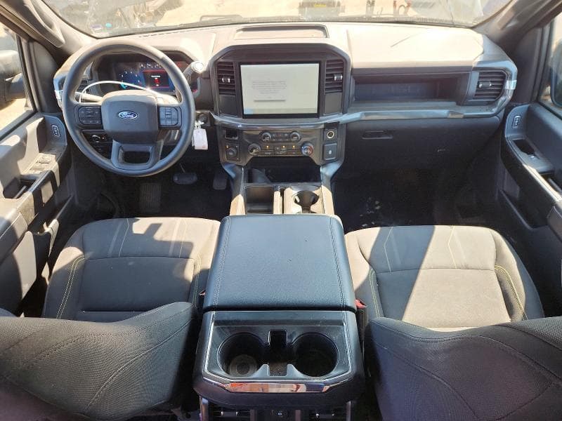2025 FORD F150 STX 8