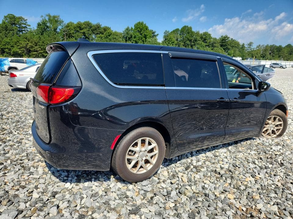 2017 CHRYSLER PACIFICA TOURING 3