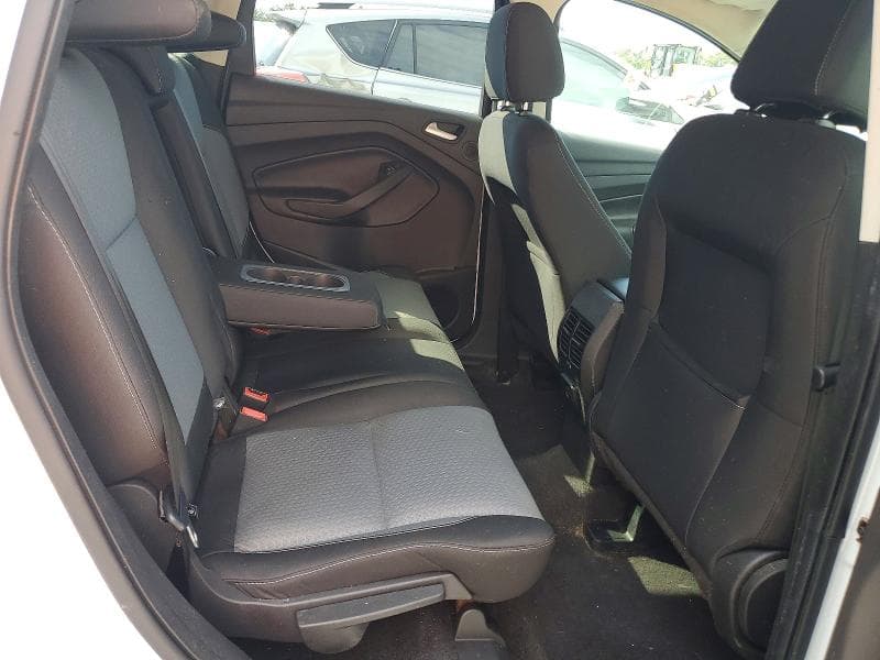 2017 FORD ESCAPE SE 11