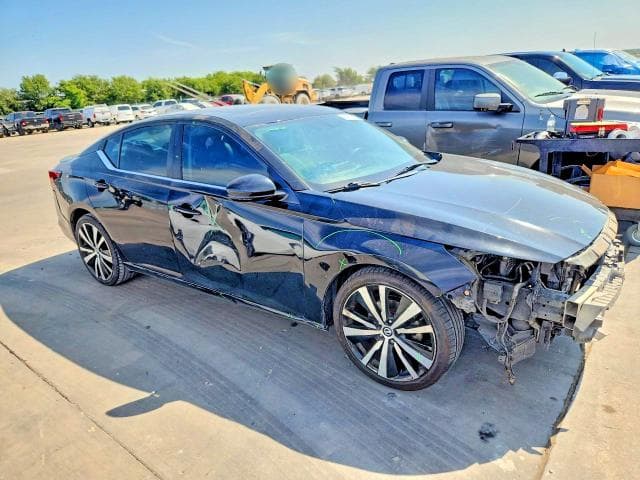 2019 NISSAN ALTIMA SR 4