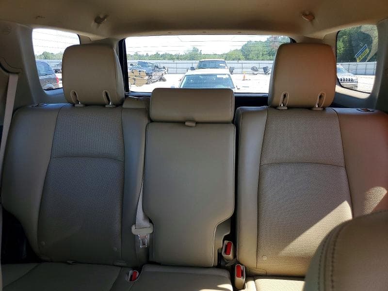 2017 TOYOTA 4RUNNER LIMITED 10
