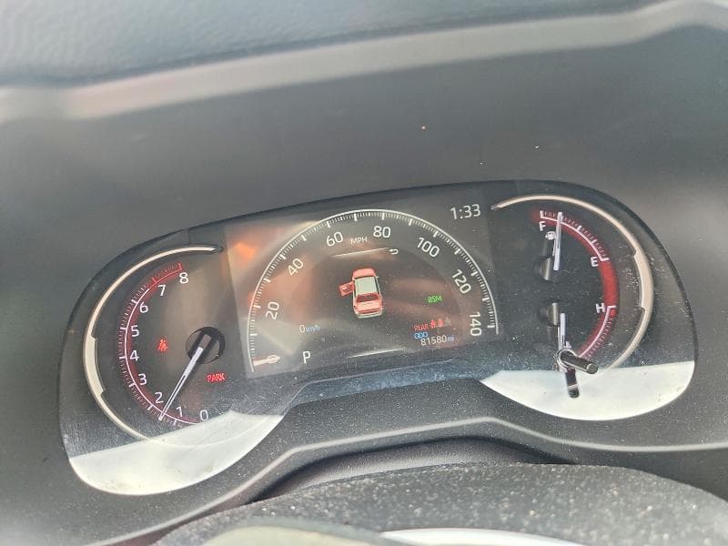 2023 TOYOTA RAV4 XLE 9