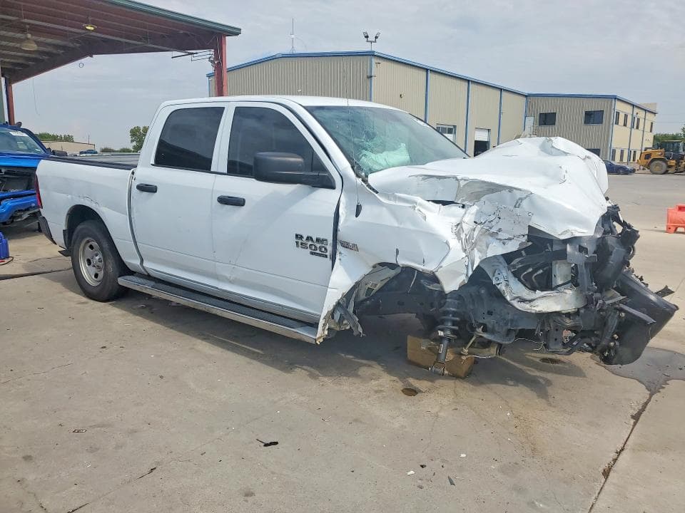 2019 RAM 1500 CLASSIC TRADESMAN 4
