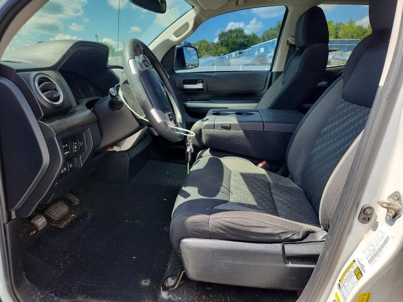 2019 TOYOTA TUNDRA SR5 7