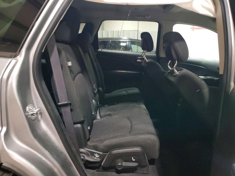 2019 DODGE JOURNEY SE 11