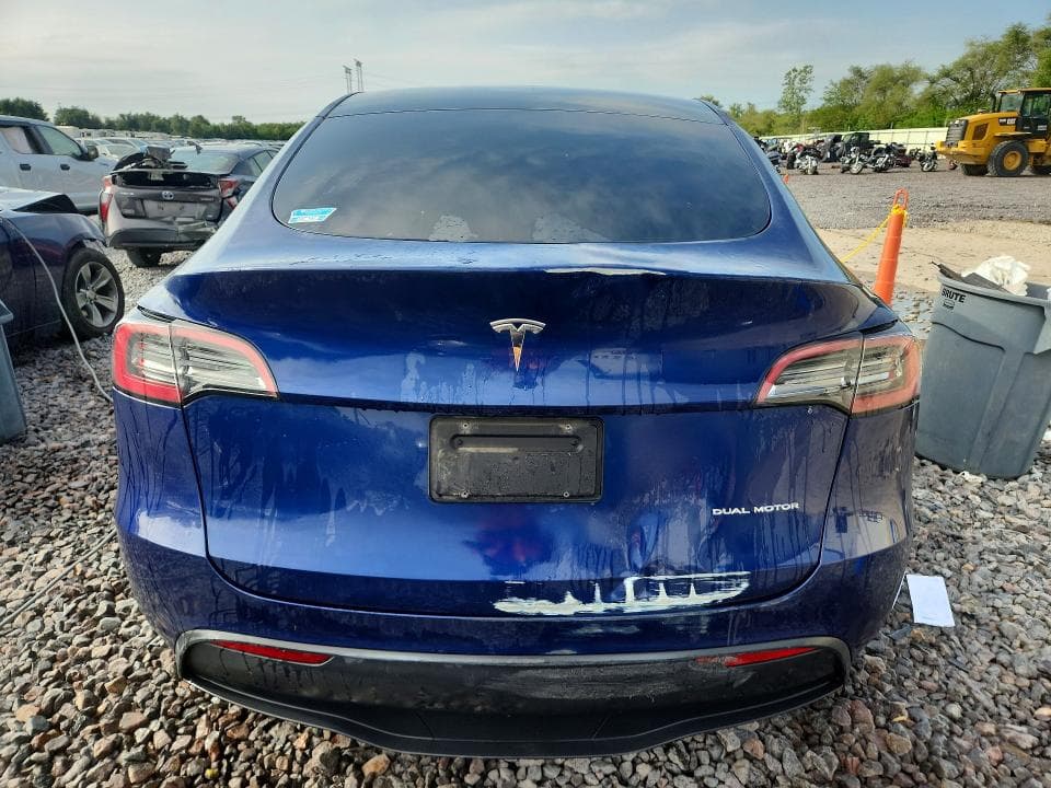 2023 TESLA MODEL Y 6