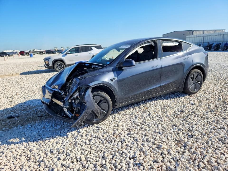 2026 TESLA MODEL Y
