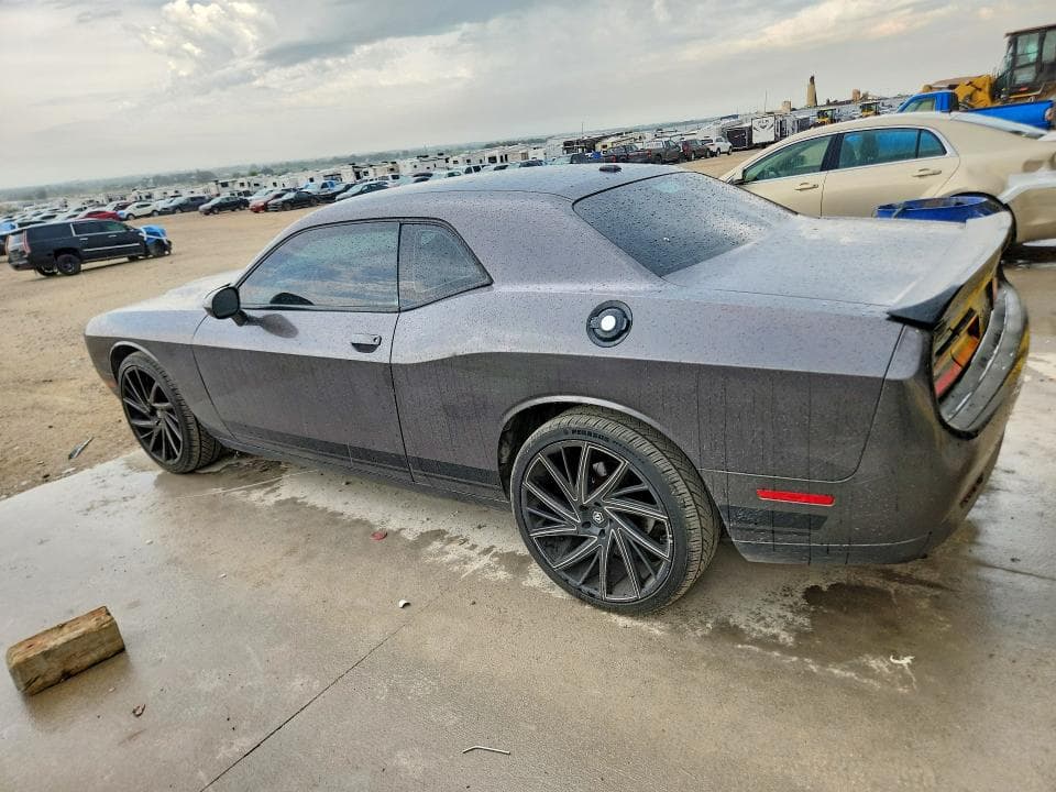 2017 DODGE CHALLENGER SXT 2