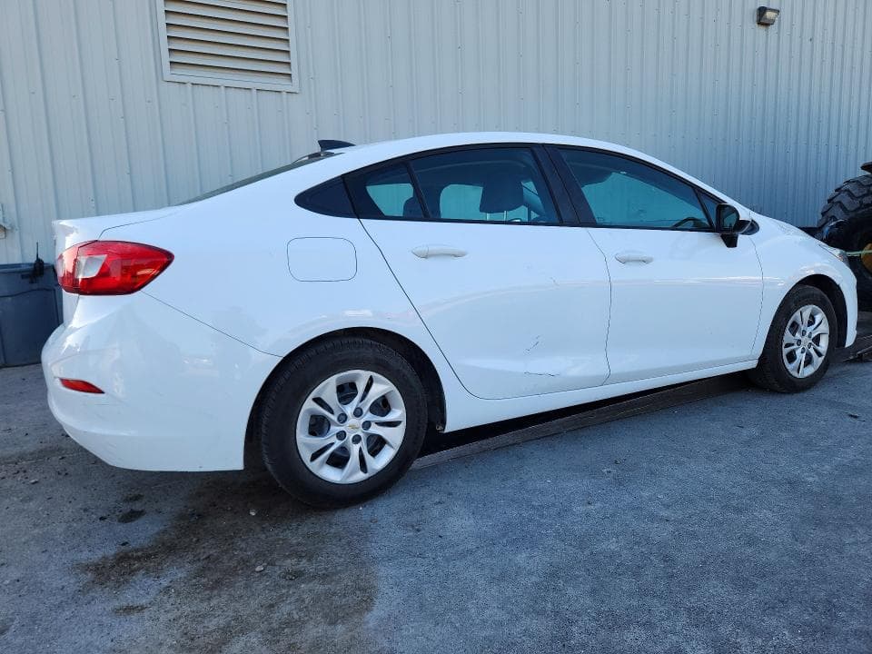 2019 CHEVROLET CRUZE 3