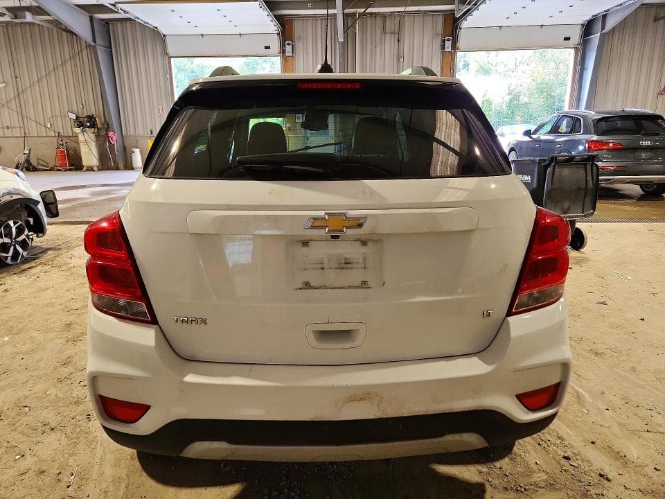 2017 CHEVROLET TRAX 1LT 6