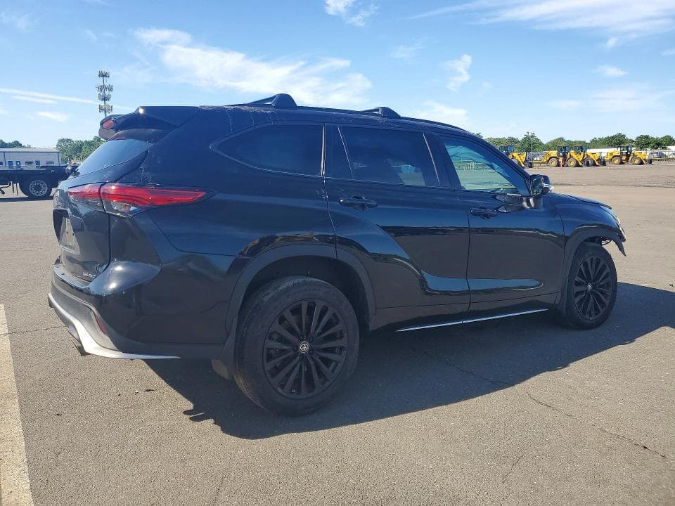 2023 TOYOTA HIGHLANDER XSE 3