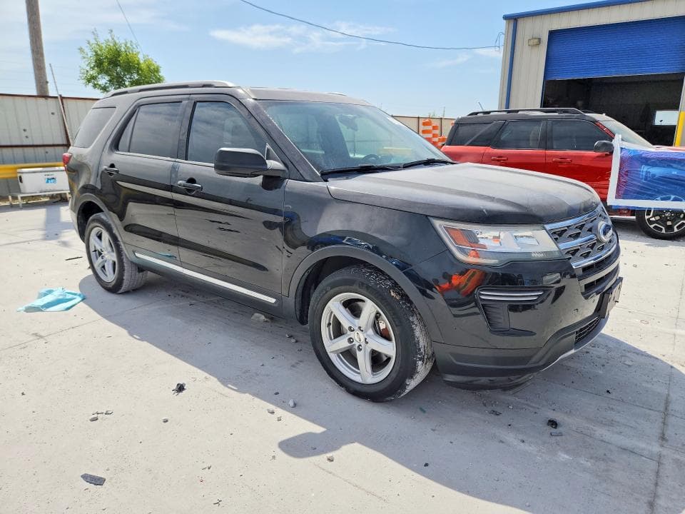 2018 FORD EXPLORER XLT 4