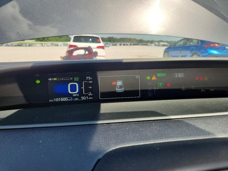 2020 TOYOTA PRIUS LE 9