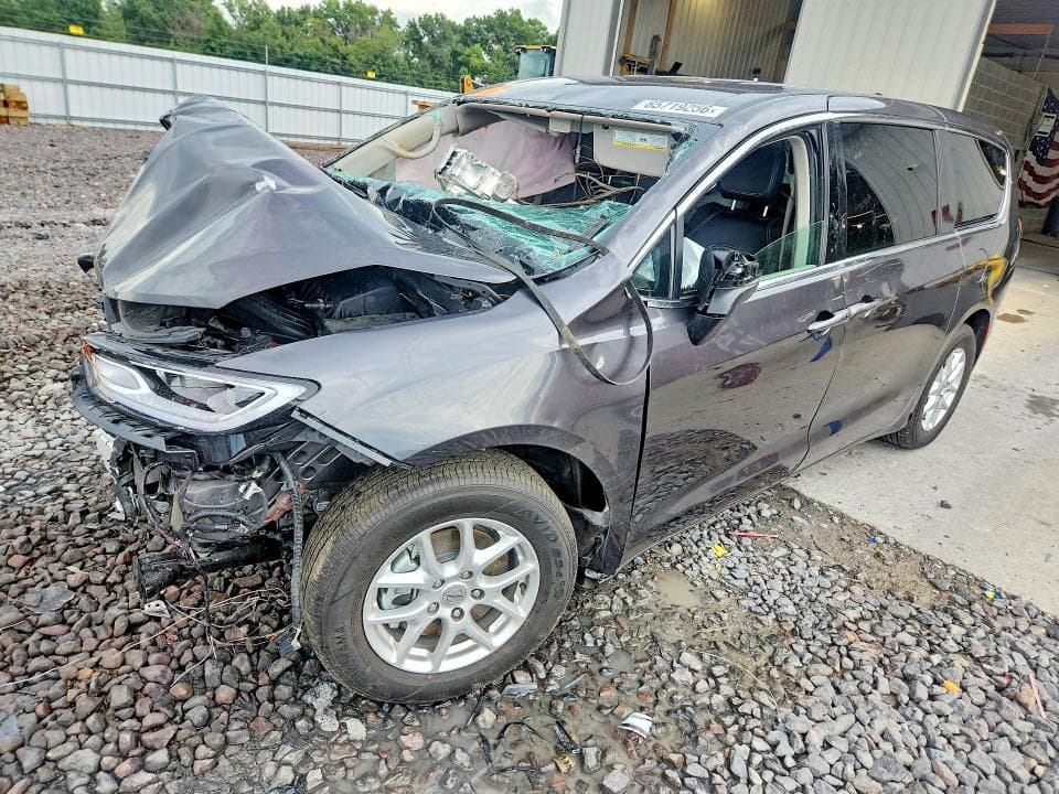 2023 CHRYSLER PACIFICA TOURING L