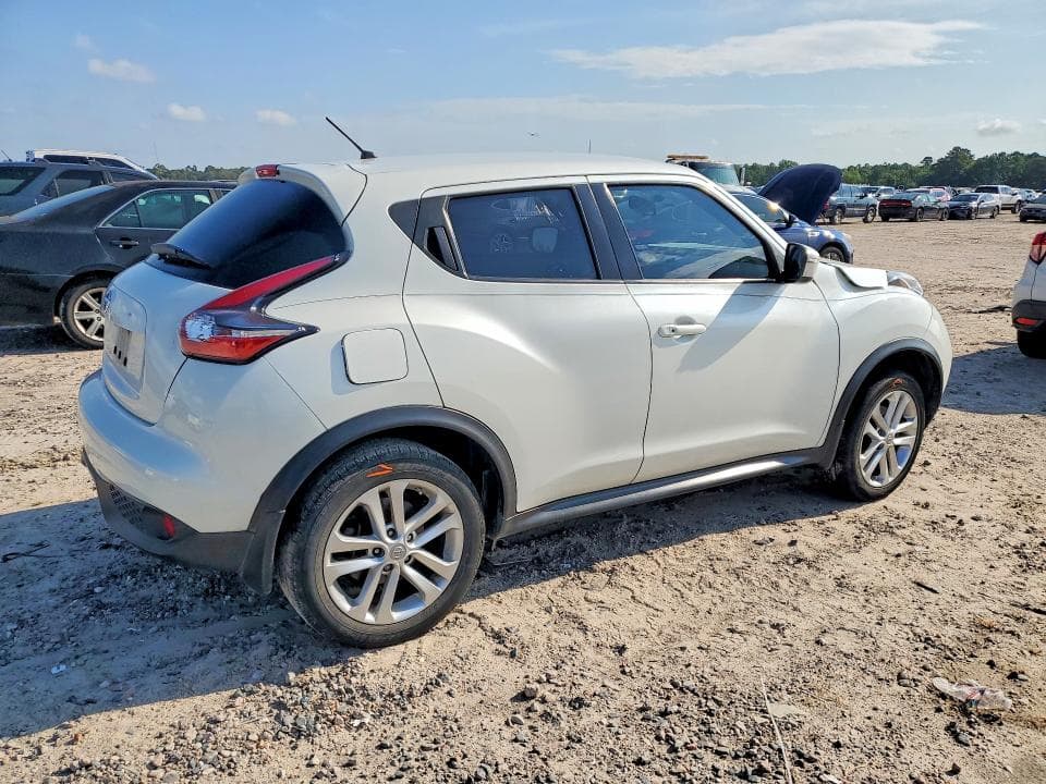 2017 NISSAN JUKE S 3