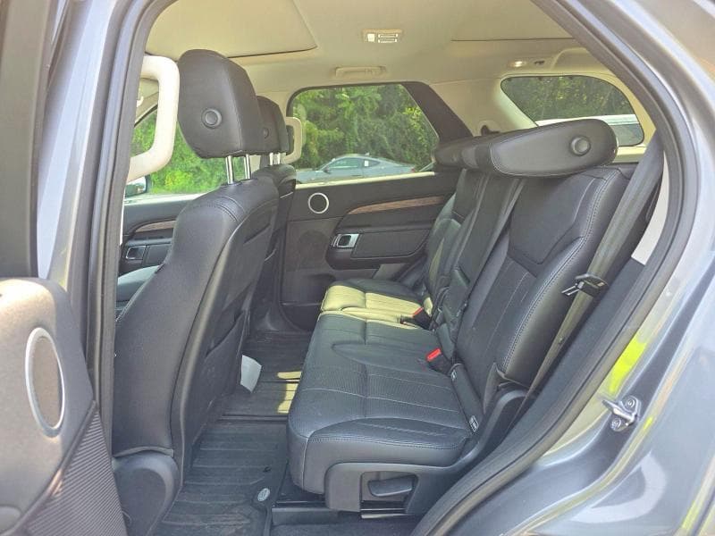 2017 LAND ROVER DISCOVERY SE 6