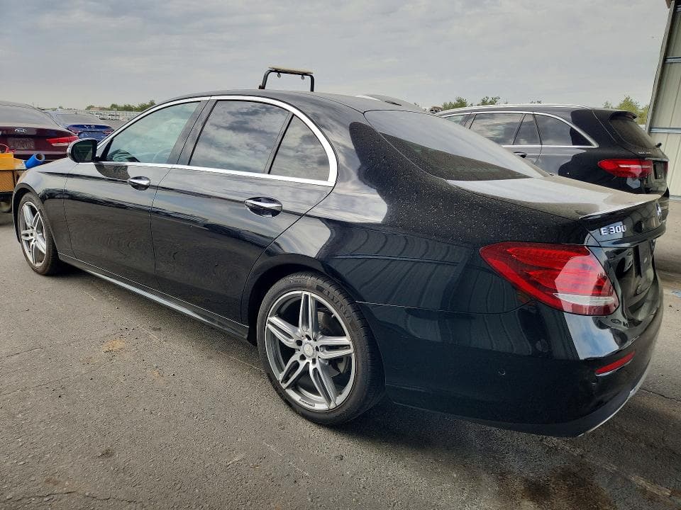 2017 MERCEDES-BENZ E 300 2